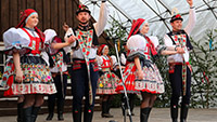 Folklor zazní