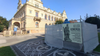 Restaurování meteorologického sloupu Kadavý na Náměstí K. V. Raise